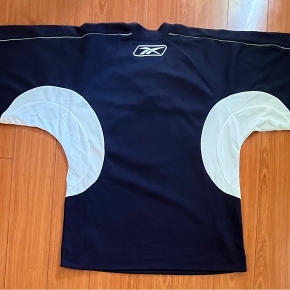 Montreal Canadians jersey - Picture 2 of 2